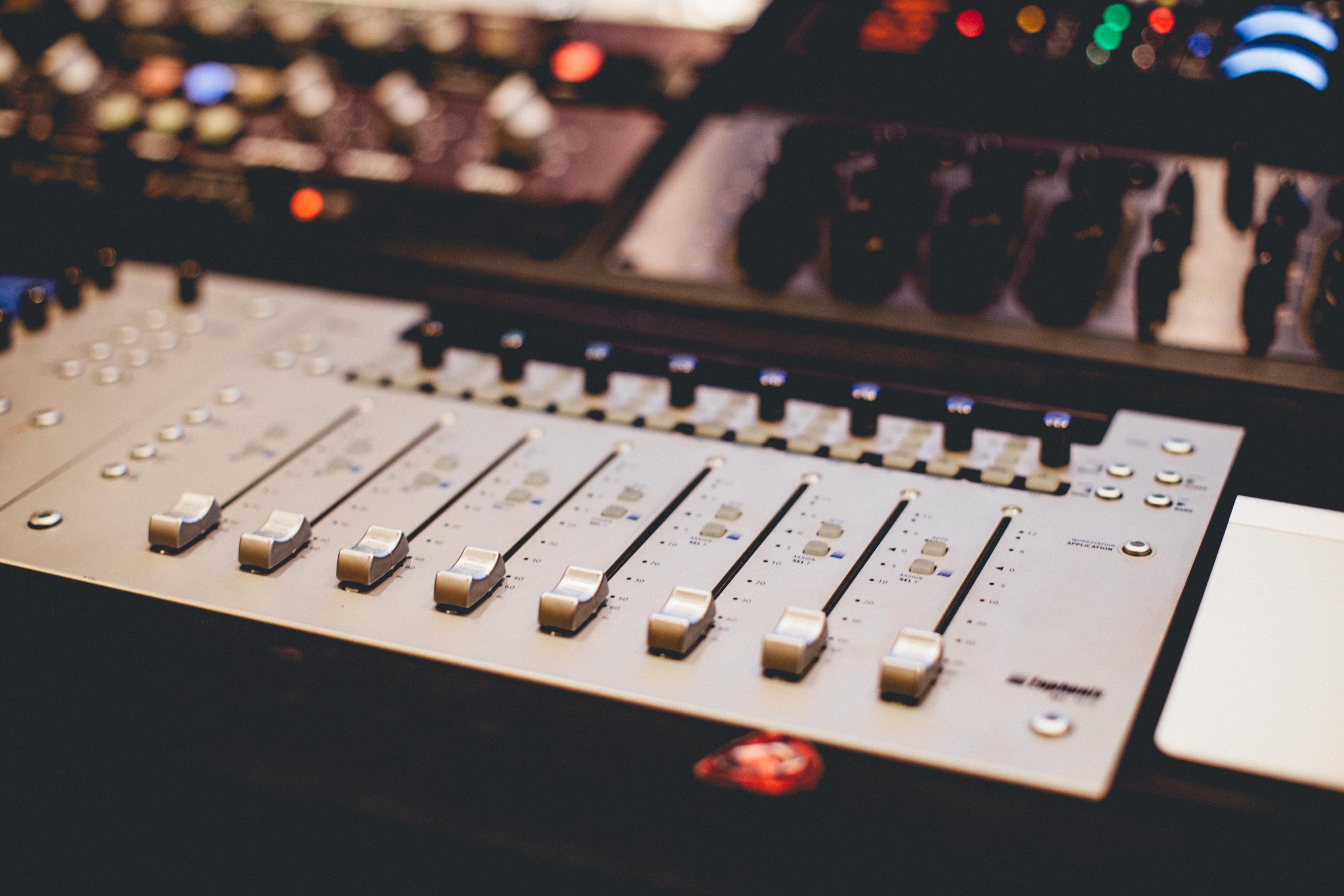 abigail keenan - sound studio