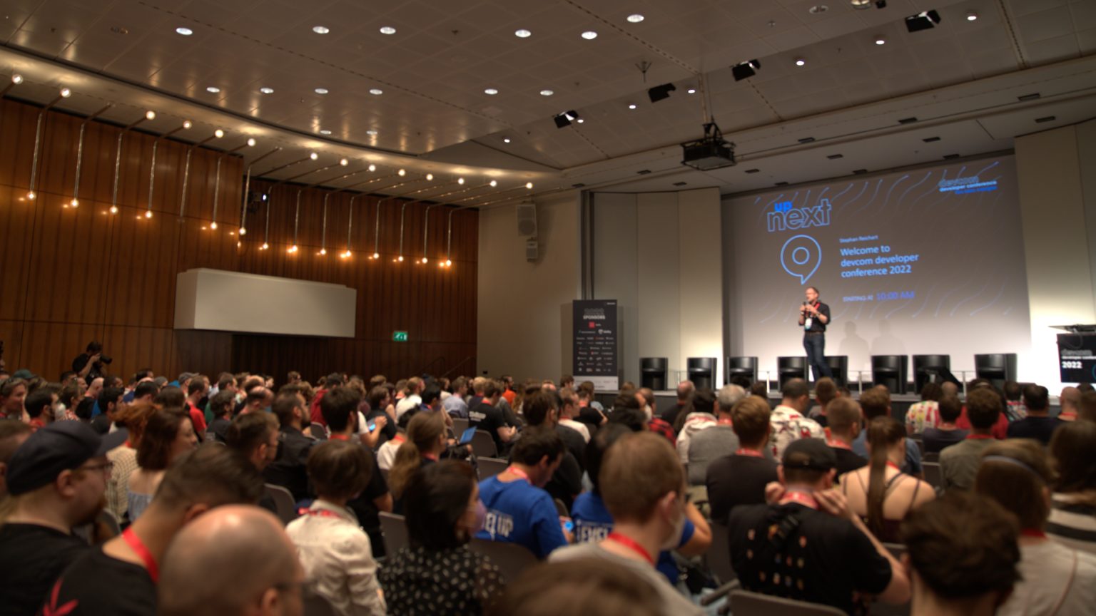 Stephan Reichart beim opening der devcom #ddc22