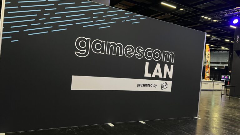 gamescom LAN - By KoRo