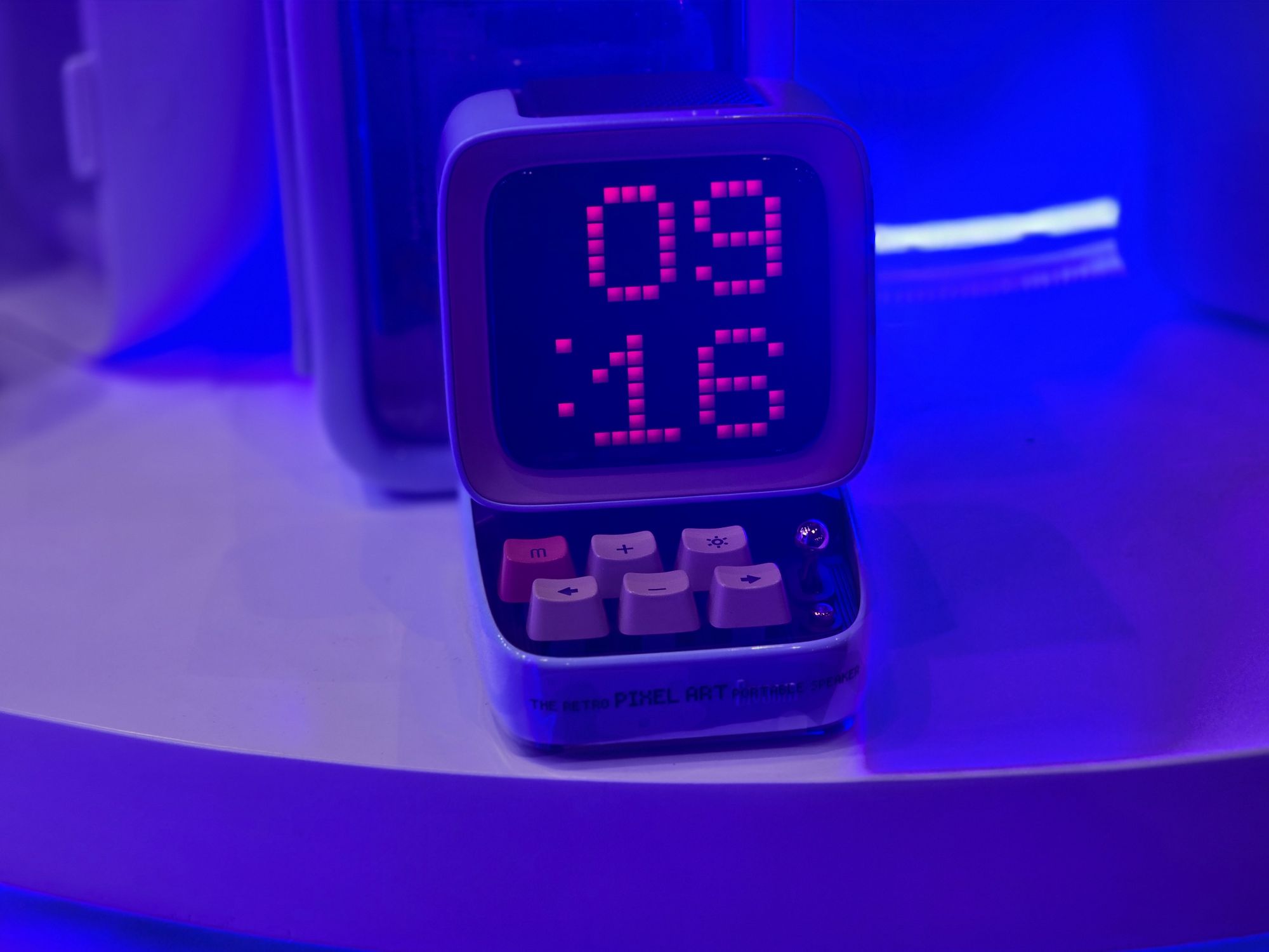 Fantasy Basel 2025 - Ditoo Pro - Radiowecker im Retro PC Stil