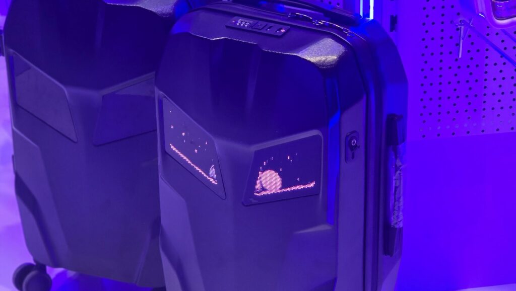 Fantasy Basel 2025 - LED-Motorradrucksack von Lucote