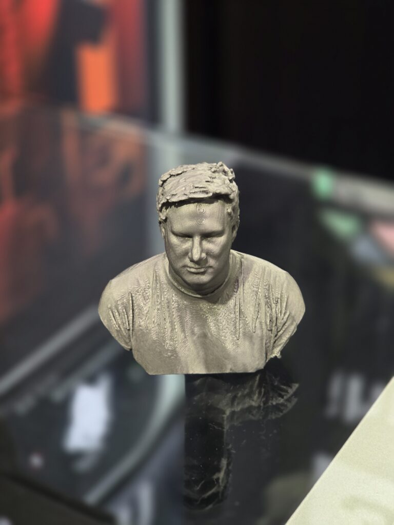 Von 3Dmensionals 3D gedruckte Büste unseres Autos - Bild: Sebastian Selinger
