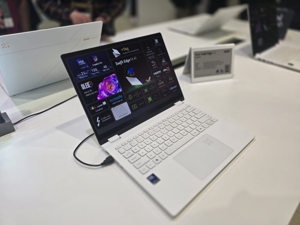 Acer präsentiert den Swift Edge 15 auf der IFA 2025 - Bild: Sebastian Selinger