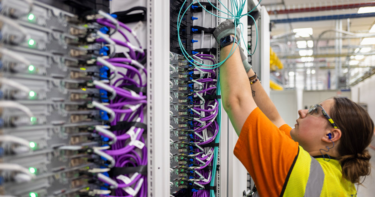 Azure Maia 100: Microsoft stellt eigenen KI-Beschleuniger auf der Ignite vor
