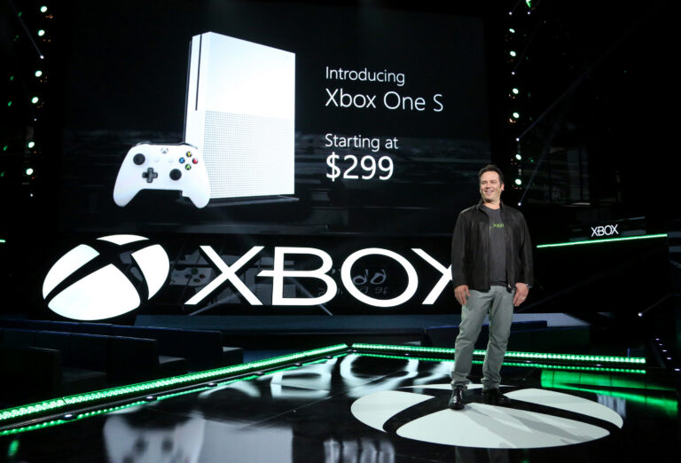 Xbox Play Anywhere auf der E3 2016 - Bild: Microsoft