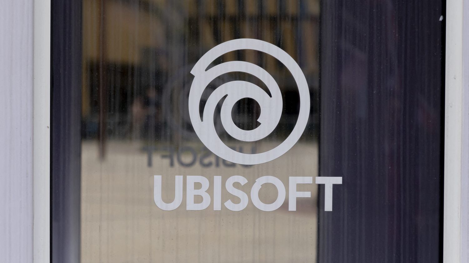 Ubisoft-Mitgründer Claude Guillemot bei Flugzeugabsturz in Frankreich gestorben - Bild: franceinfo