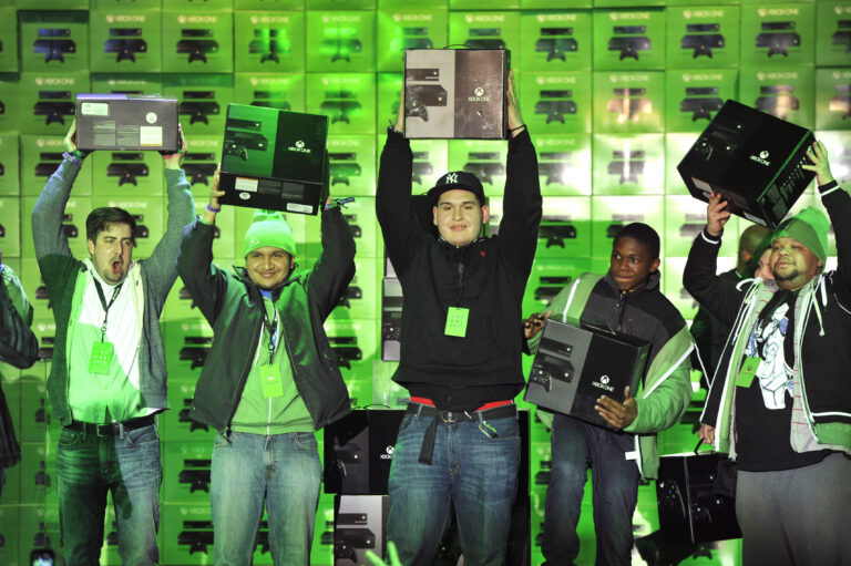 Xbox One: Über eine Million Konsolen in unter 24 Stunden in 13 Märkten verkauft - Bild: Xbox Wire