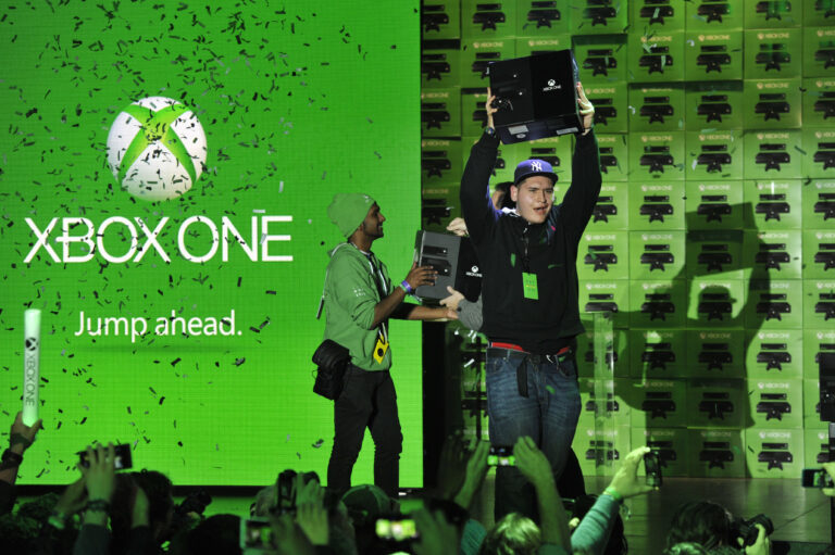 Xbox One: Konsumausgaben uebersteigen am Startwochenende eine Milliarde US-Dollar - Bild: Xbox Wire