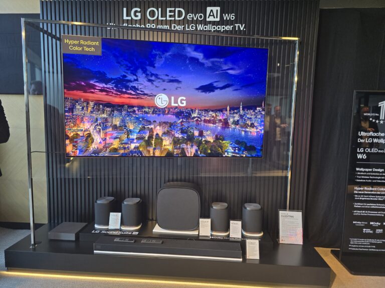 Der LG W6 Monitor auf der LG Conference 2026 in Frankfurt - Bild: Sebastian Selinger