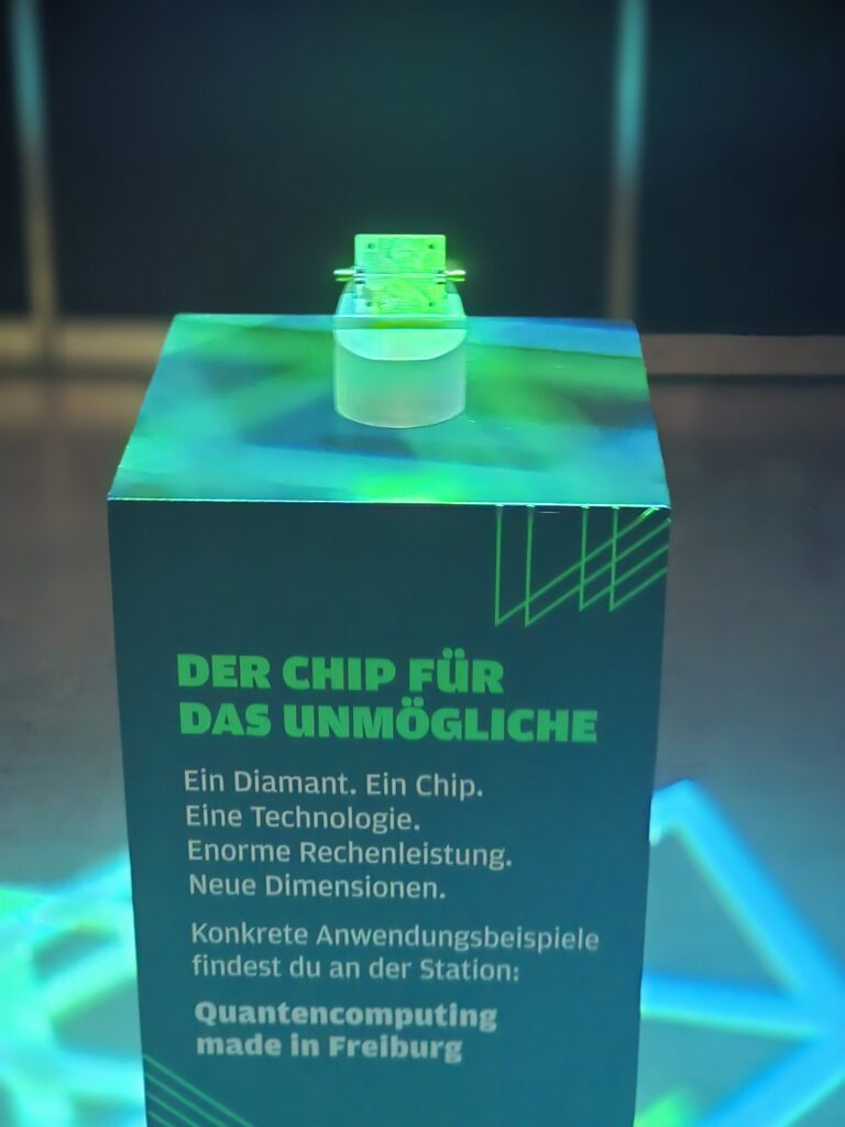 Diamant-Quantenchip des Fraunhofer-Instituts für Angewandte Festkörperphysik IAF - Bild: Sebastian Selinger