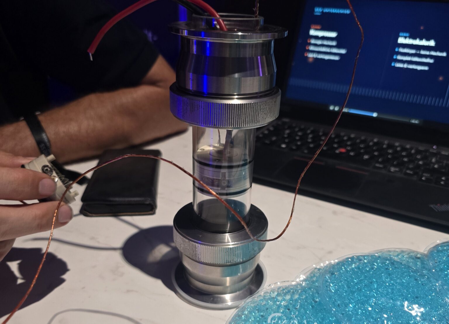 Fraunhofer-Ausgründung Qurie zeigt elektrokalorische Kühlung ohne Kompressor - Bild: Sebastian Selinger