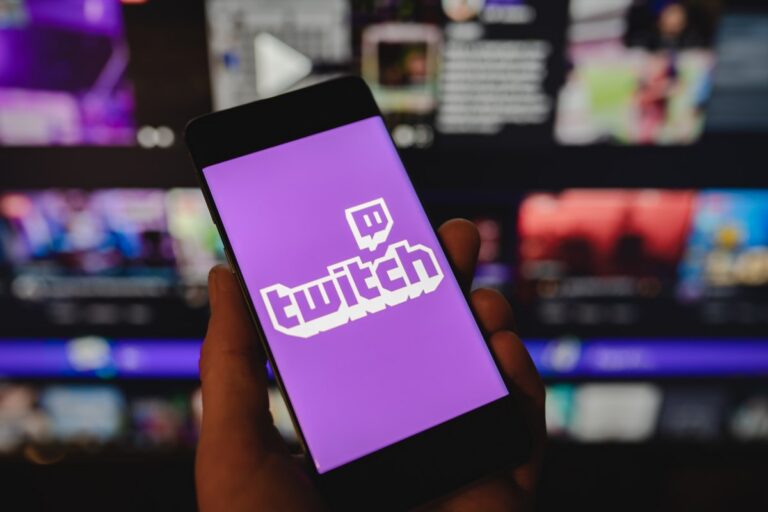 Twitch-Logo auf einer Streaming-Oberfläche - Bild: Twitch
