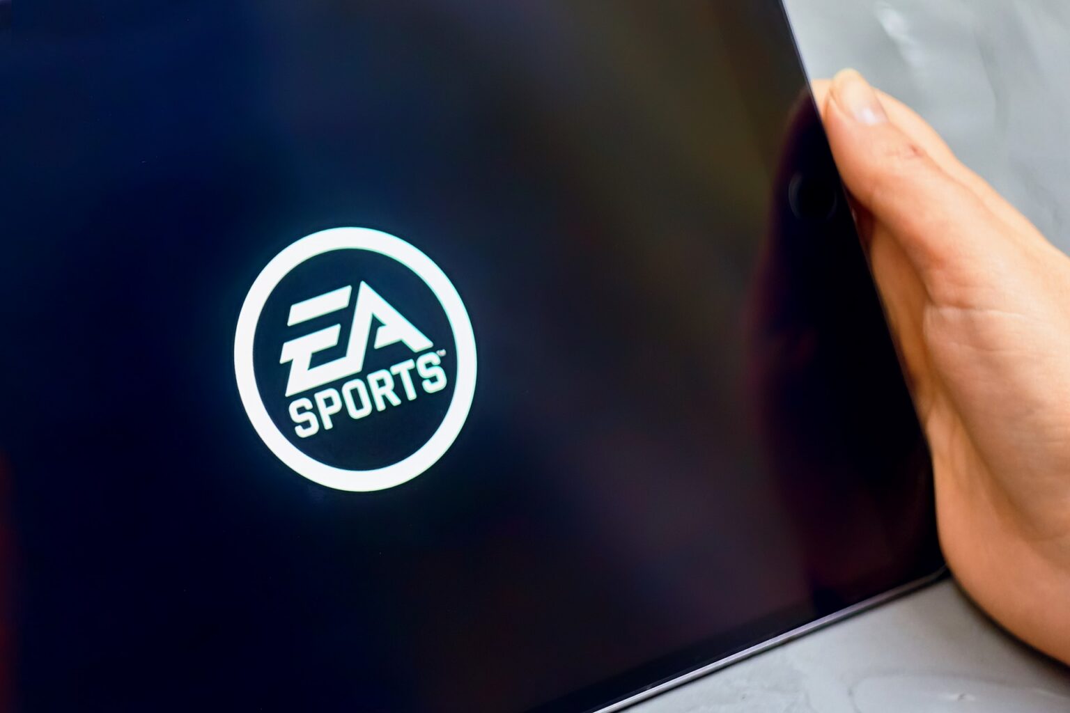 EA Sports Logo auf einem Bildschirm - Bild: Electronic Arts