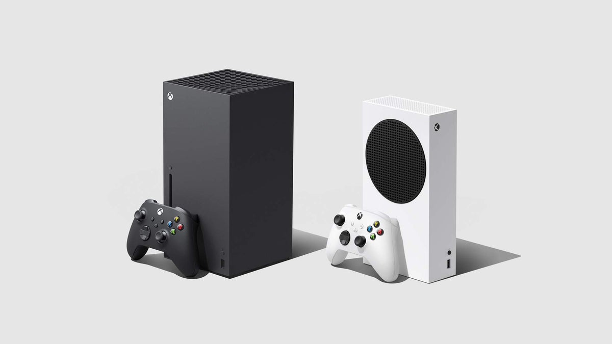 Xbox Series X und Xbox Series S mit Controllern