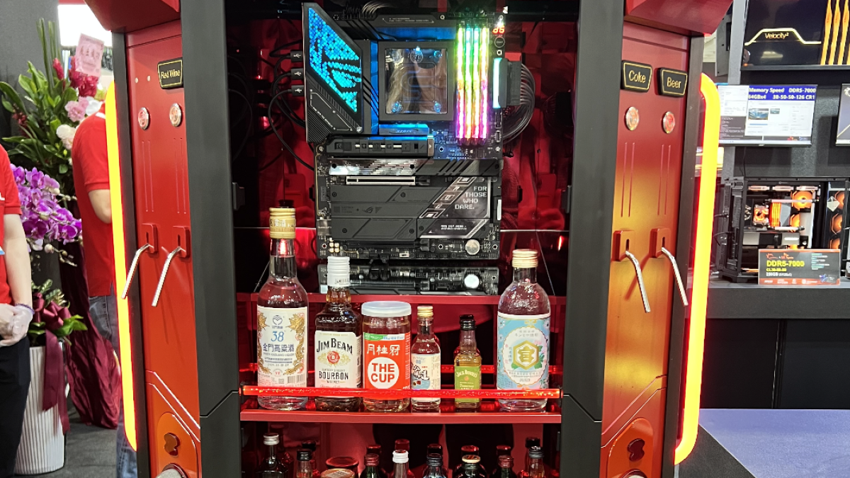 Verrückte Casemods: Doomslayer, Getränkebar oder lieber Stickstoffkühlung?