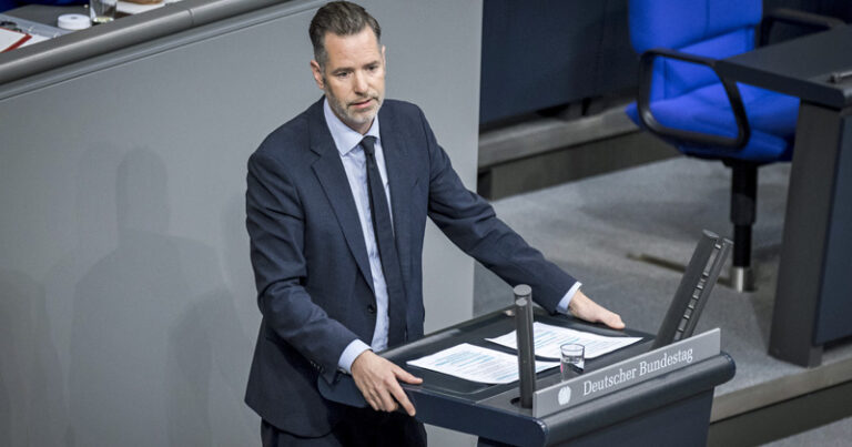 FDP-Fraktion befragt die Bundesregierung zur Zukunft der Games-Förderung - Bild: Deutscher Bundestag