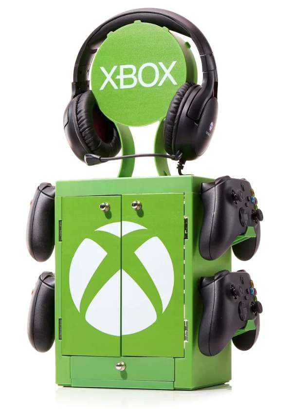 Numskull-Gaming-Schrank für Xbox-Controller im Angebot bei Alza - Bild: Alza