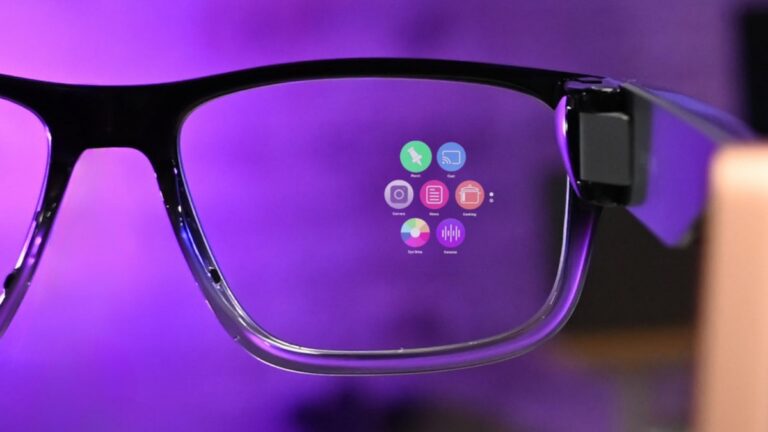 US-Start-up Raven Resonance zeigt autarke Smart-Glasses Raven Prism mit Linux und Wechselakku
