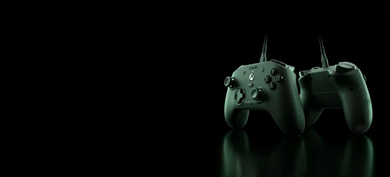 Kabelgebundener Nacon REVO X Controller für Xbox und PC