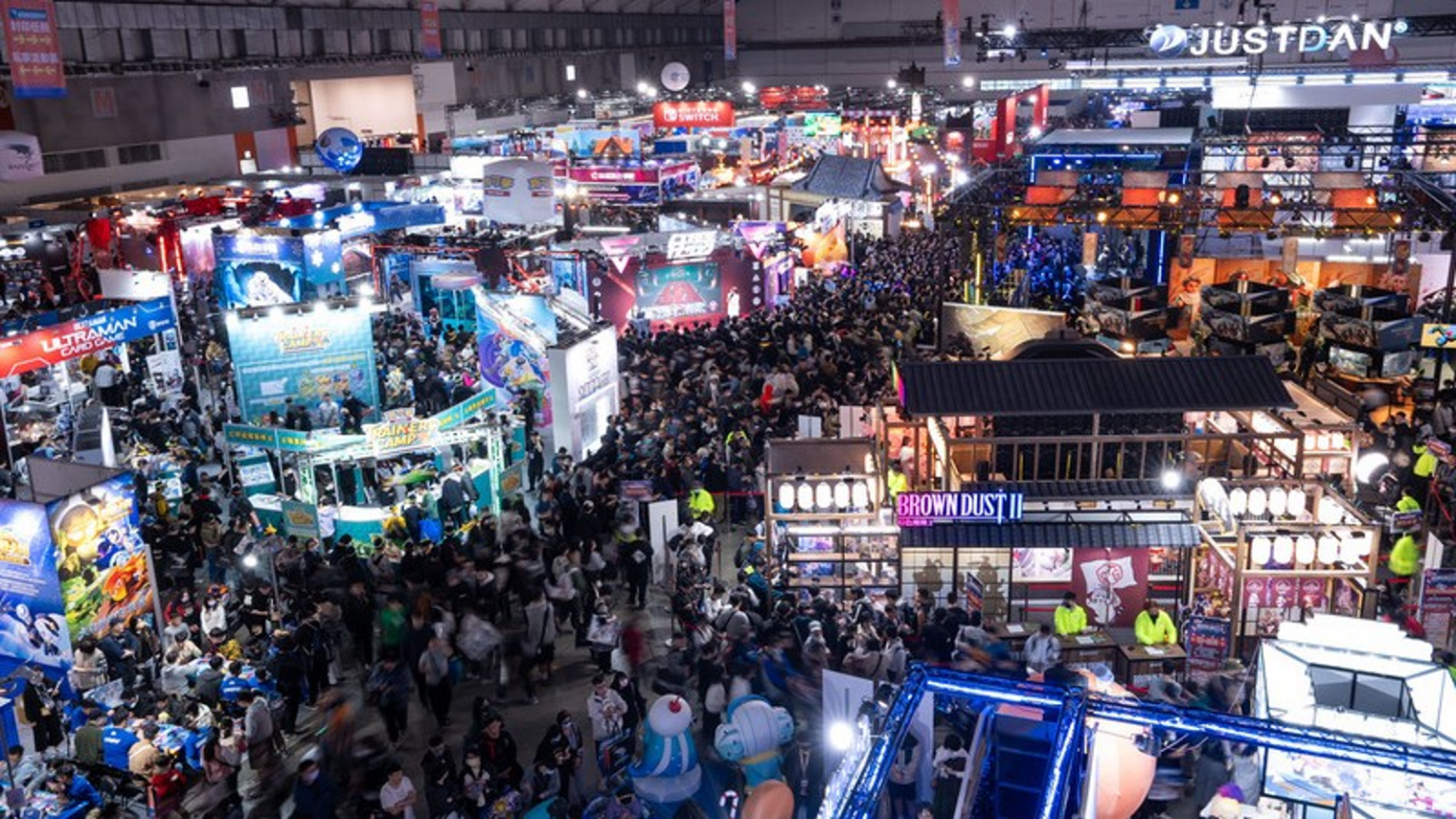 Taipei Game Show 2025 mit Messepublikum und Ausstellungsfläche