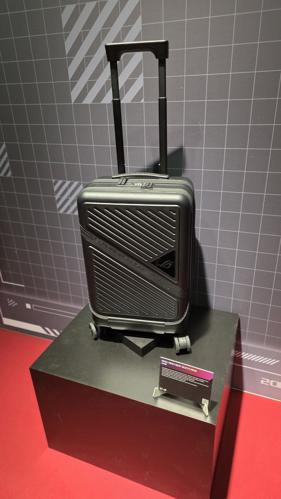 ASUS ROG Archer Suitcase: Gaming-Reisegepäck