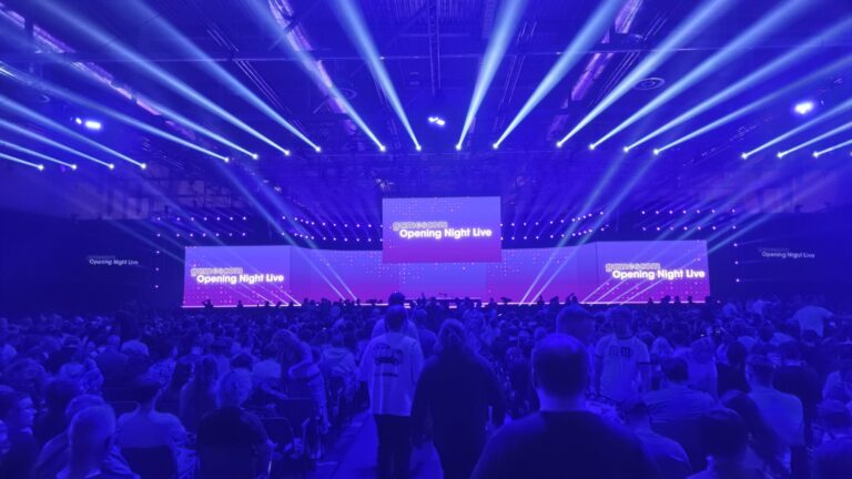 Publikum vor der Bühne der gamescom Opening Night Live 2026