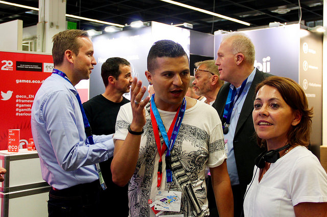 Ursula Vranken im Gespräch auf der gamescom 2015 - Bild: Digitale Spielwiese