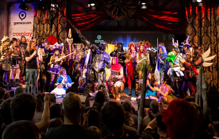 Cosplay auf der gamescom 2019 im Umfeld des neuen Indie Village