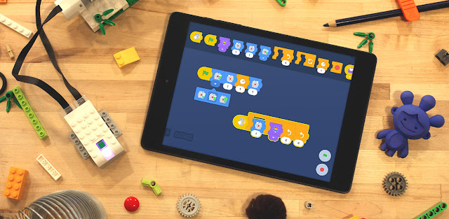 Scratch Blocks auf einem Tablet mit LEGO WeDo 2.0 - Bild: Google Developers Blog