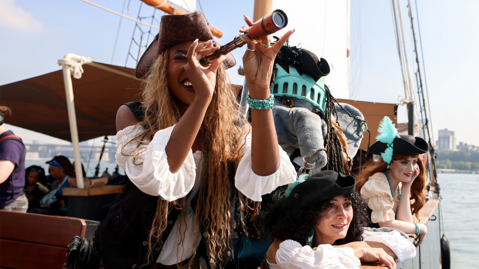Sea of Thieves und New York Liberty bei der Xbox Kooperation
