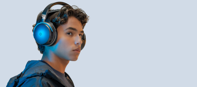 Audeze Maxwell 2 ANC mit breitem Kopfband im offiziellen Produktmotiv