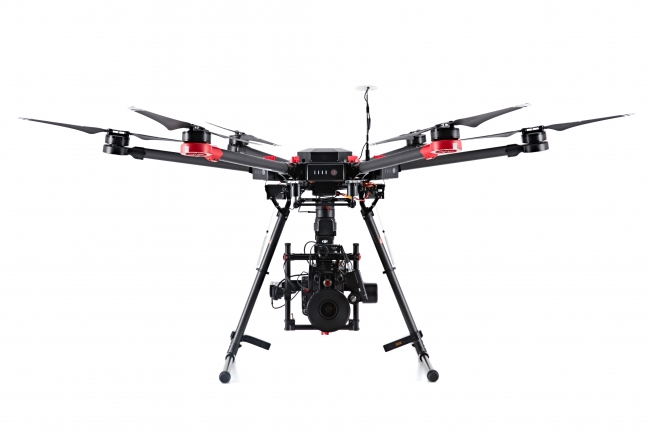 DJI Matrice 600 mit montiertem Kamerasystem - Bild: DJI