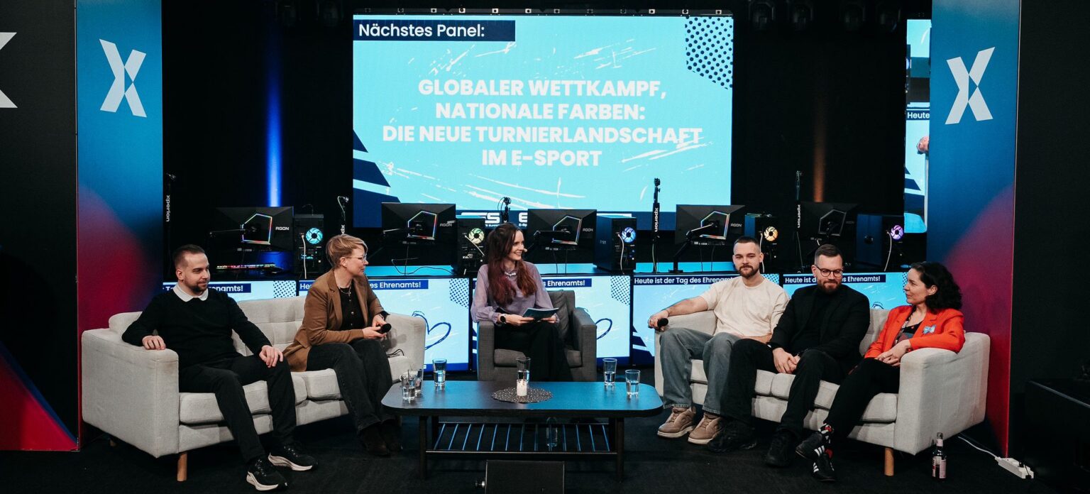 Paneldiskussion beim GERMAN ESPORTS SUMMIT - Bild: Alina Ehmann Fotografie / ESBD