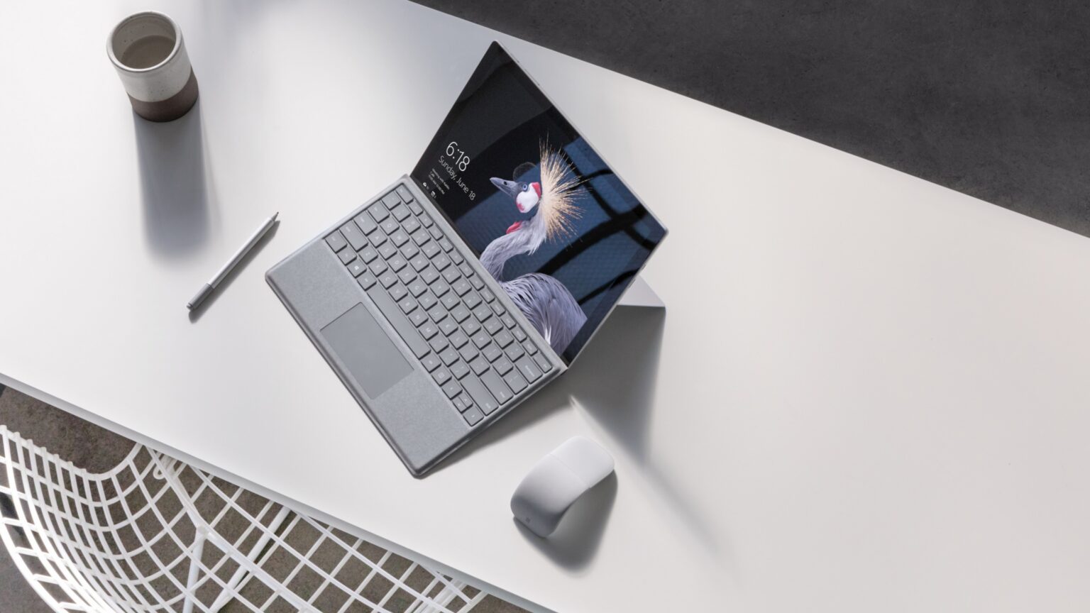 Microsoft Surface Pro aus dem Jahr 2017 - Bild: Microsoft