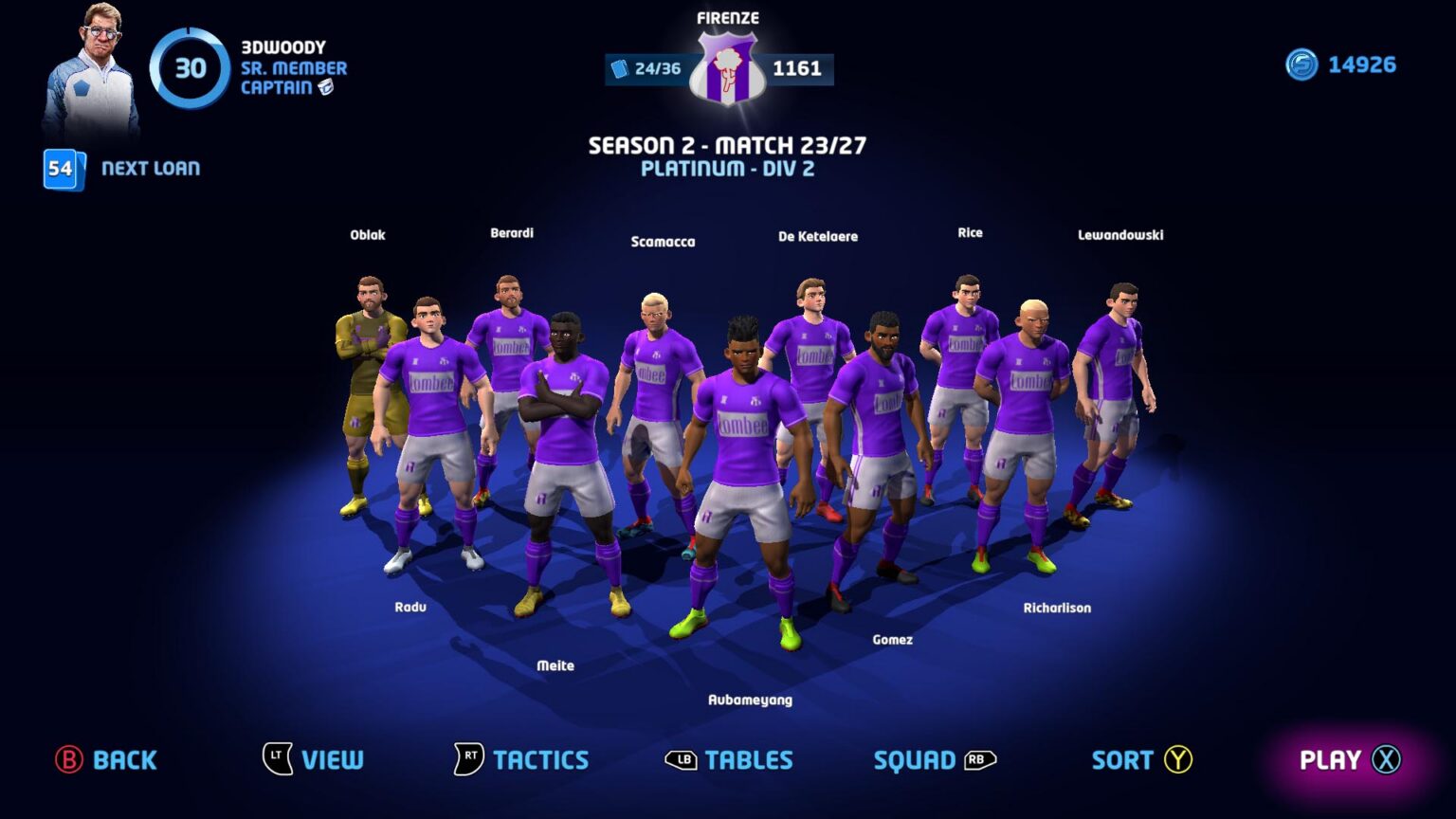 Mannschaft in violetten Trikots in der Aufstellungsansicht von Sociable Soccer 24