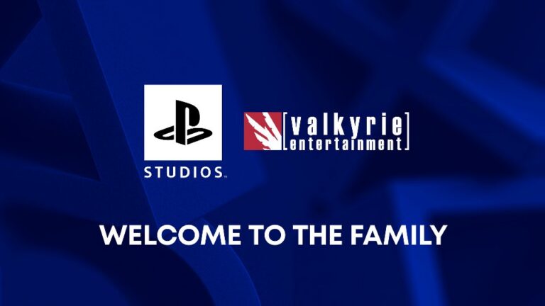 Ankündigungsgrafik mit den Logos von PlayStation Studios und Valkyrie Entertainment