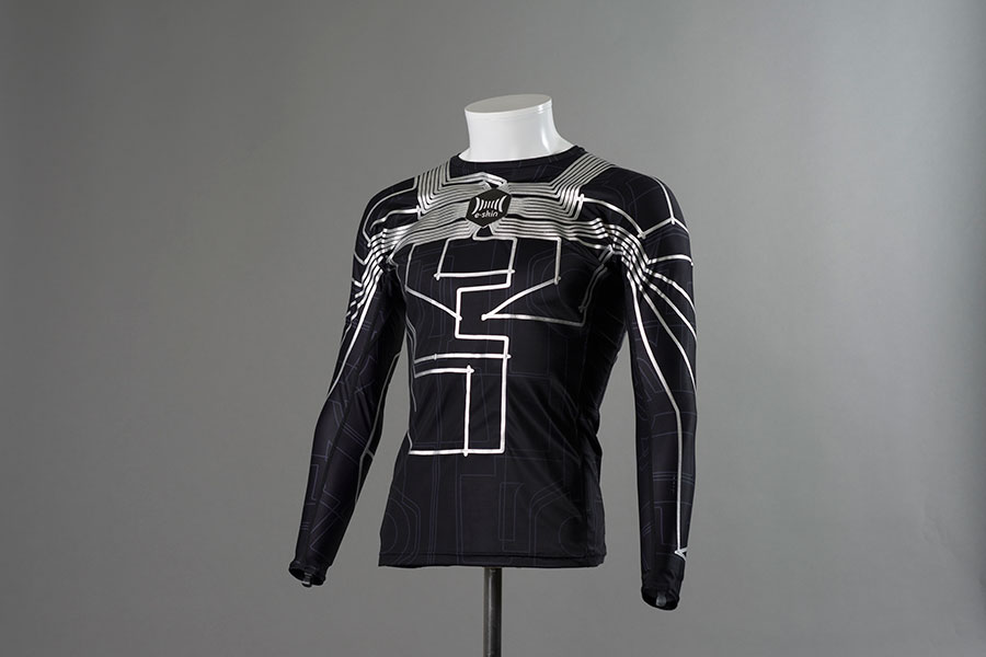 Xenoma e-skin Motion-Capture-Shirt - Bild: Xenoma