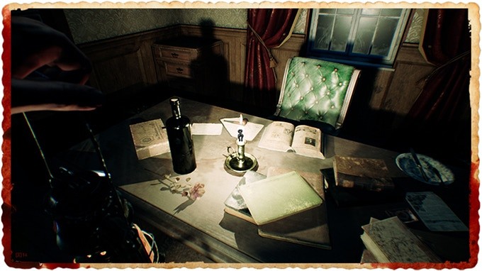 Tisch mit Briefen, Flasche und Kerzenständer in einer Innenraumansicht von The Beast Inside aus dem Demobericht 2018 - Bild: Illusion Ray