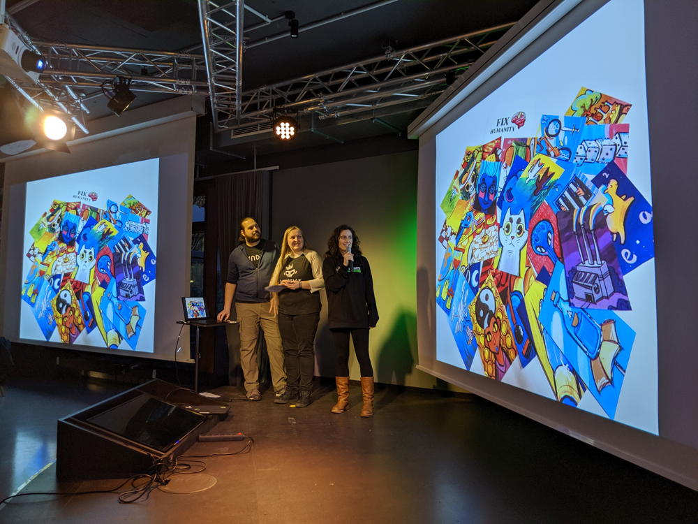 Präsentation auf der Bühne beim Global Game Jam 2020 in den Hamburger Räumen von InnoGames - Bild: InnoGames