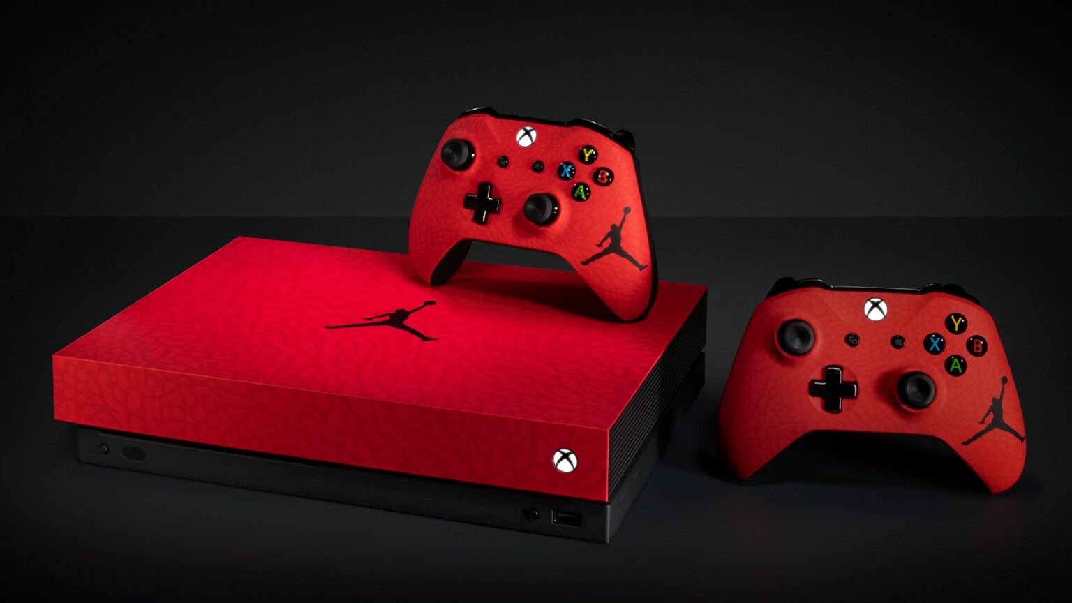 Jordan-Brand-Sondermodell der Xbox One X - Bild: Microsoft