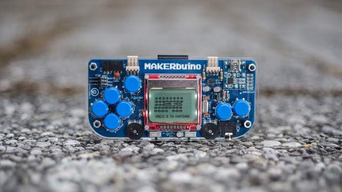 MAKERbuino-Handheld aus der offiziellen Kickstarter-Kampagne von 2017 - Bild: MAKERbuino