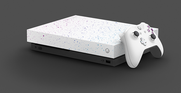 Xbox One X Hyperspace Special Edition mit passendem Controller im offiziellen Ankündigungsmotiv von Juli 2019 - Bild: Microsoft / Xbox Wire
