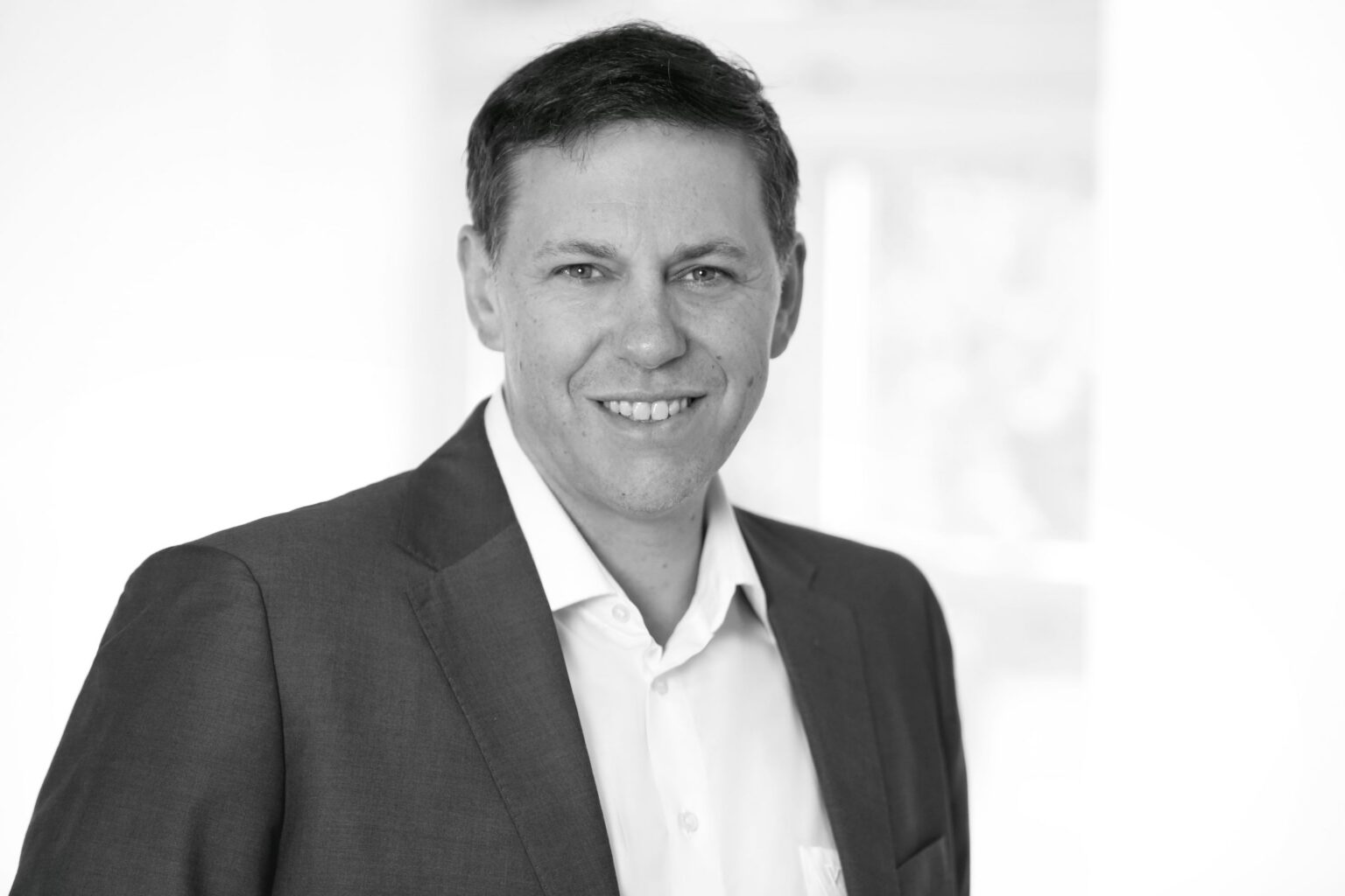 Thorsten Unger, Geschäftsführer von Wegesrand, auf dem Presseporträt von 2019 - Bild: Wegesrand